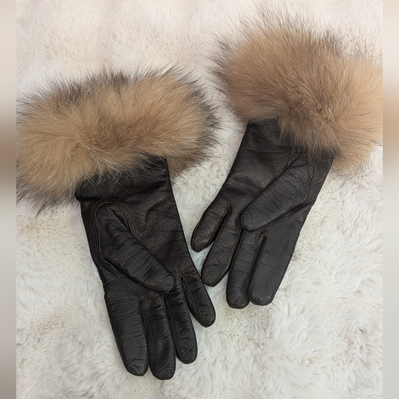Vintage Hungarian Silver Fox and Leather Gloves - Picture 5 of 14